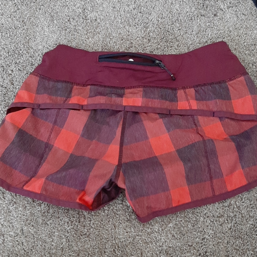 lululemon speed up shorts 4